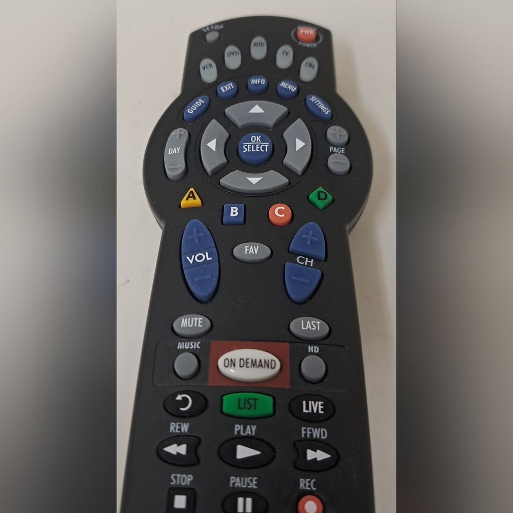 Rogers Universal Remote Control TV PVR NextBox On Demand URC 1056B03 Working - Picture 3 of 6